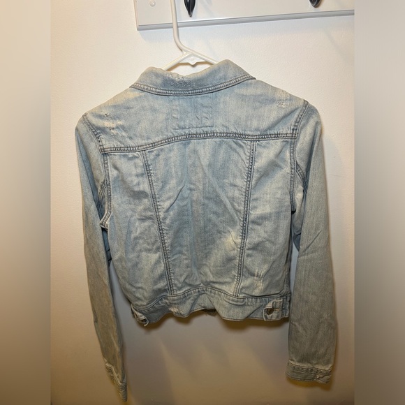 Garage light wash distressed denim jacket - Picture 3 of 4